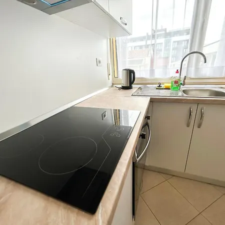 2 Bedroom 1122 Apartment